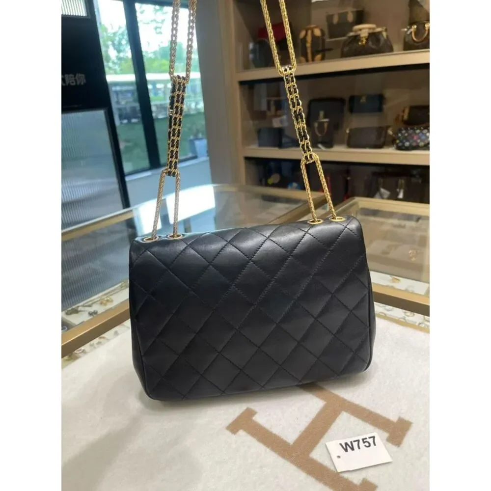 Chanel Women Pre-Loved Bag Very Good Condition